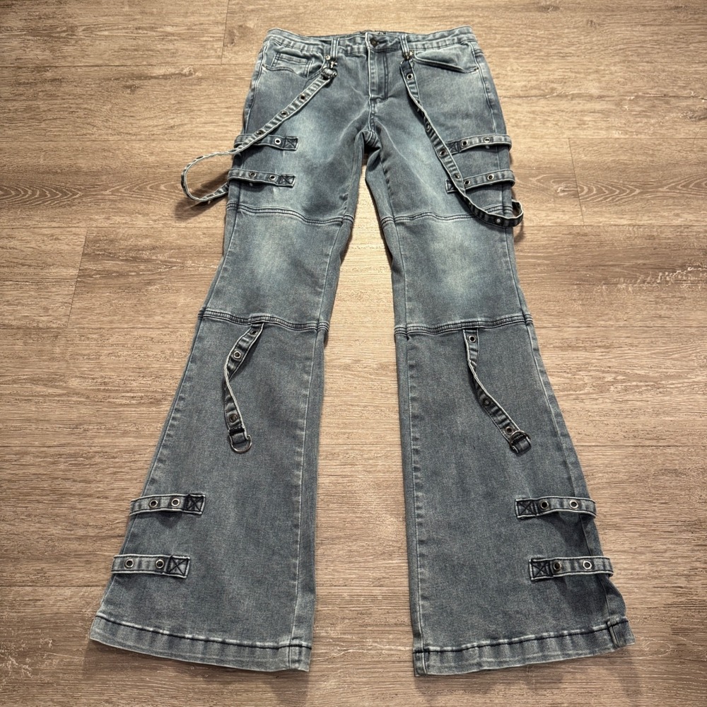 Hot Topic Jeans Womens 11 Blue Cotton Grommet Tape Low-Rise Bootcut Goth Grunge
